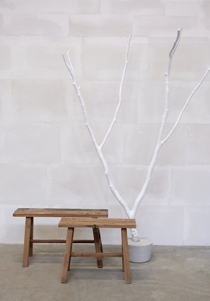 Trademark Living Veng træskammel - M