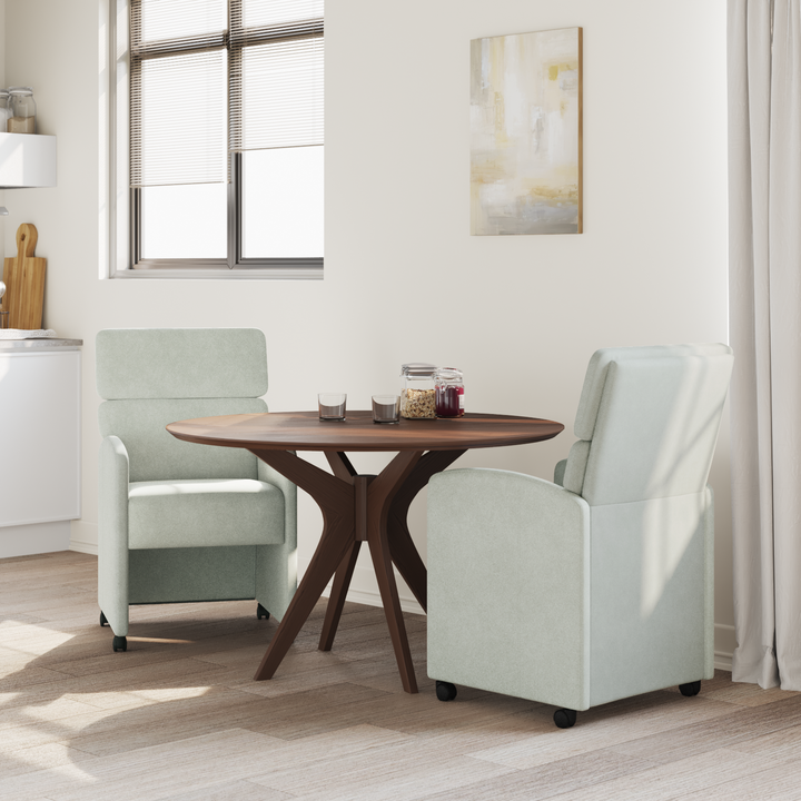 Spisebordsstole med hjul 2 pcs Lysegrå 58 x 65 x 98 cm Fløjl