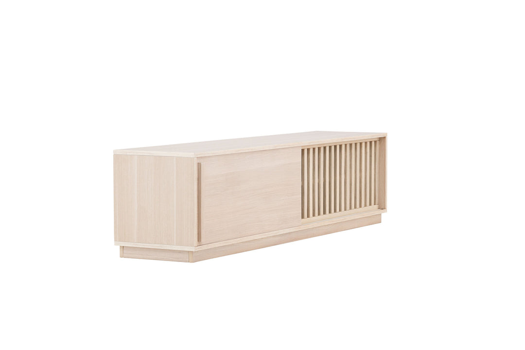 Venture Home Lugo TV Bench  - Whitewash / Whitewash Melamine