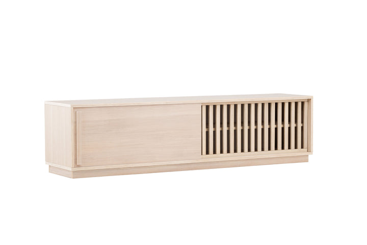 Venture Home Lugo TV Bench  - Whitewash / Whitewash Melamine