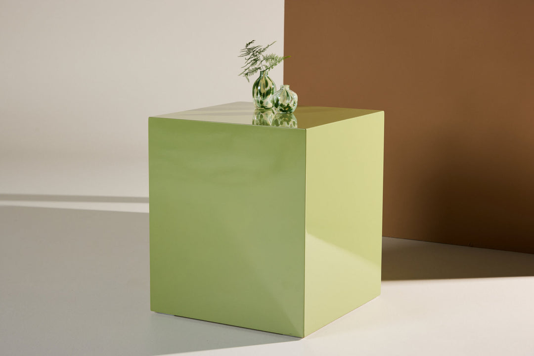 Venture Home York High Sofa Table - Light Green / Glossy Look MDF