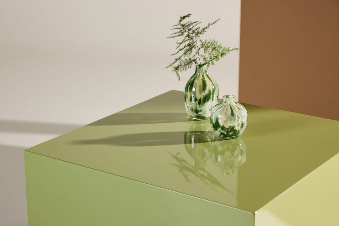 Venture Home York High Sofa Table - Light Green / Glossy Look MDF