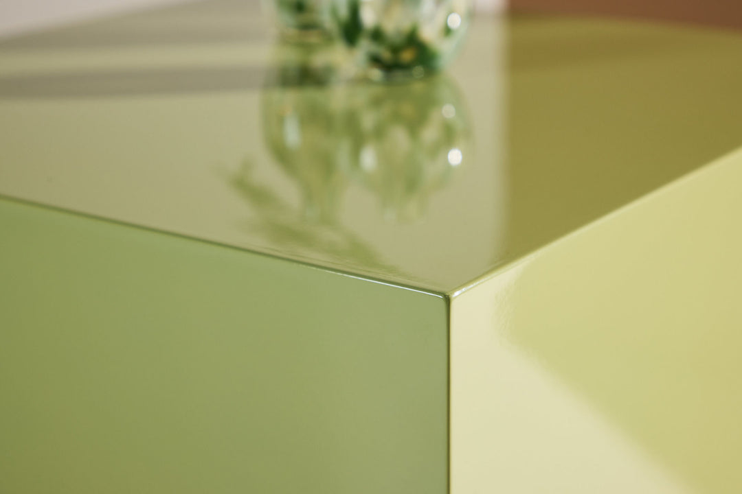 Venture Home York High Sofa Table - Light Green / Glossy Look MDF