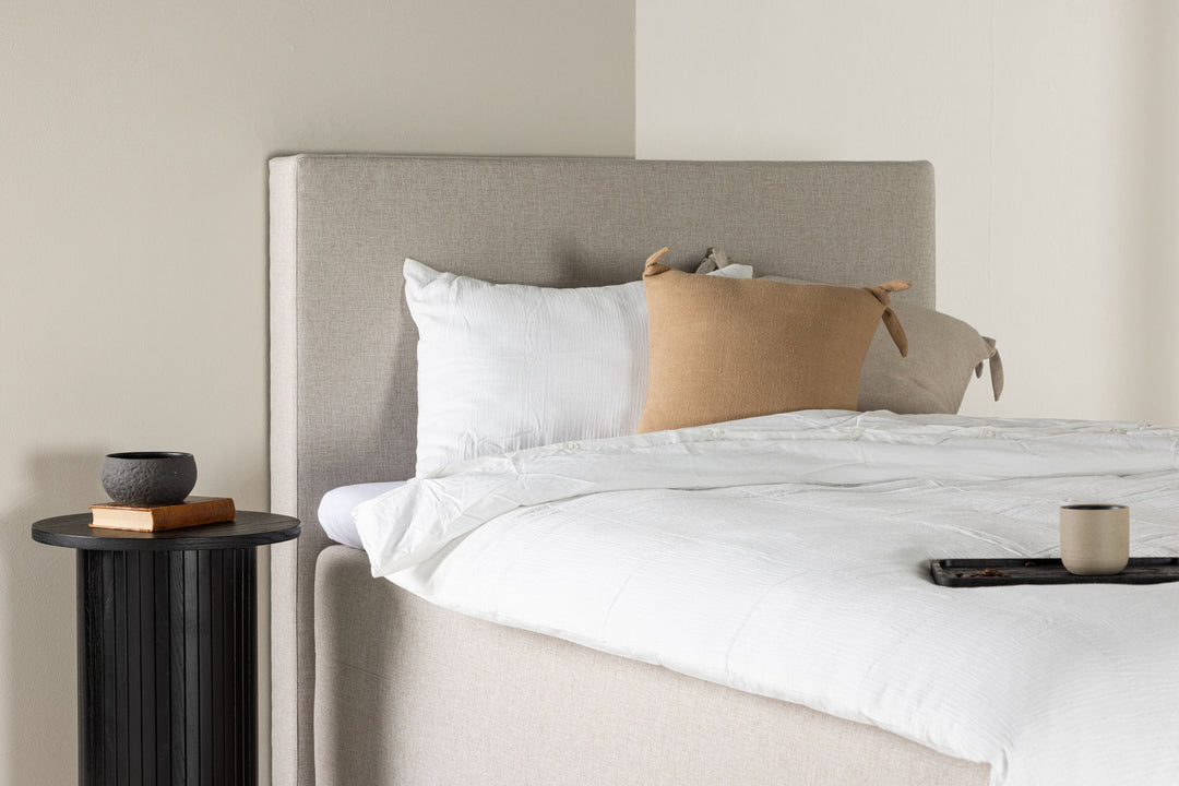 Venture Home Mesa Bed 120*200 - Matte Silver / Beige Fabric Lino 02