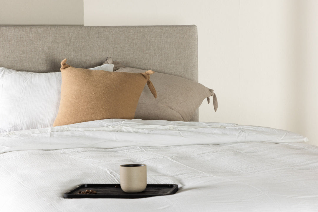 Venture Home Mesa Bed 120*200 - Matte Silver / Beige Fabric Lino 02