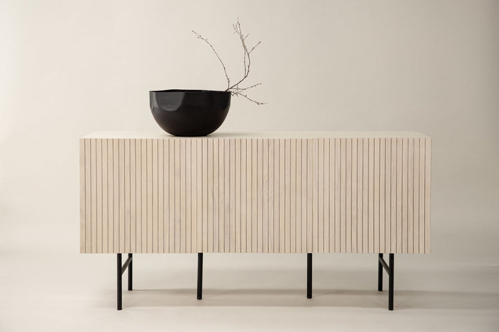 Vind Björkön Low Cabinet Storage - Whitewash / Faneer
