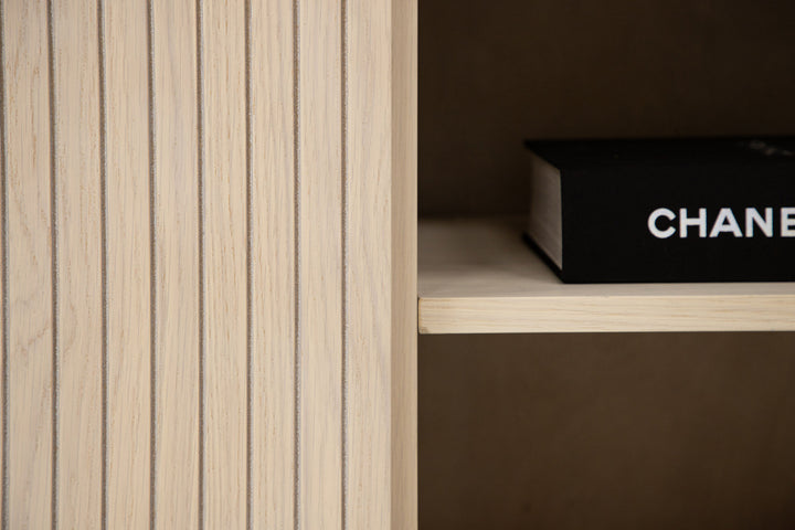 Vind Björkön Low Cabinet Storage - Whitewash / Faneer