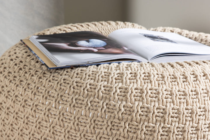 Venture Home Sam Round Pouf - ⌀45 / Beige