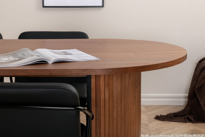 Venture Home Bianca Oval Dining Table - Walnut / Black Veneer+Tvist Chair - Black / Black PU_4