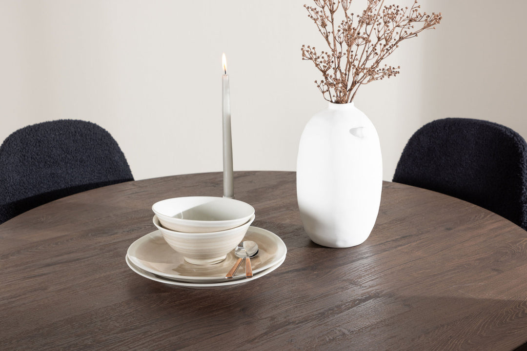 Venture Home Bootcut Dining Table with Polar Dining Chair