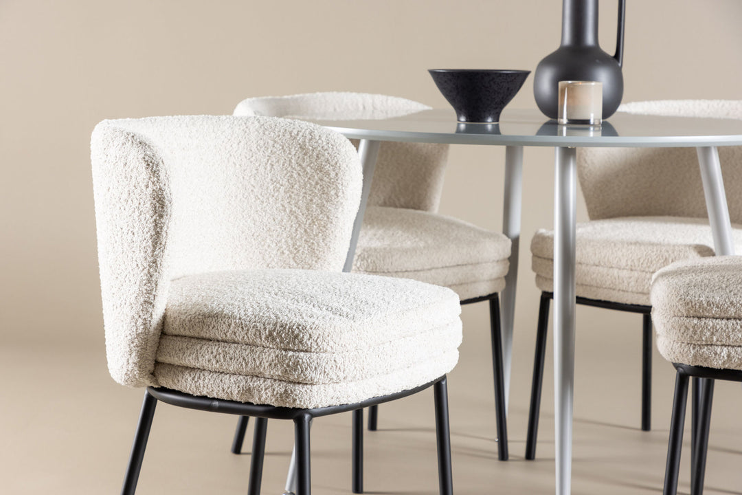 Venture Home Plaza Dining Table with Agnes Dining Chair