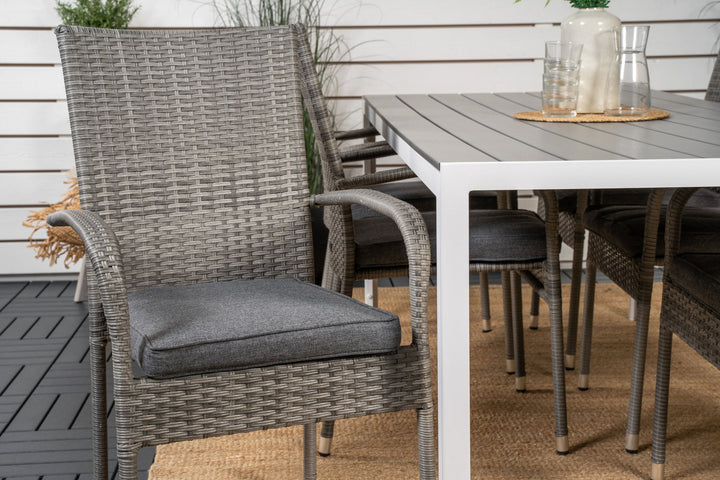 Venture Home Break Dining Table - 205*90 - White Alu / Grey Aintwood+Anna Arm Chair (stackabl