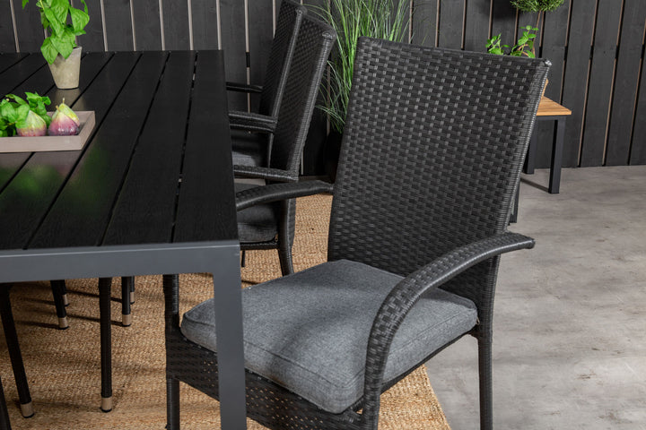 Venture Home Break Dining Table - 205*90 - Black Alu / Black Aintwood+Anna Arm Chair (stackab