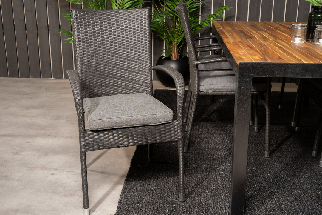 Venture Home Bois Dining table 200*100cm - Black Legs / Acacia +Anna Arm Chair (stackable) -