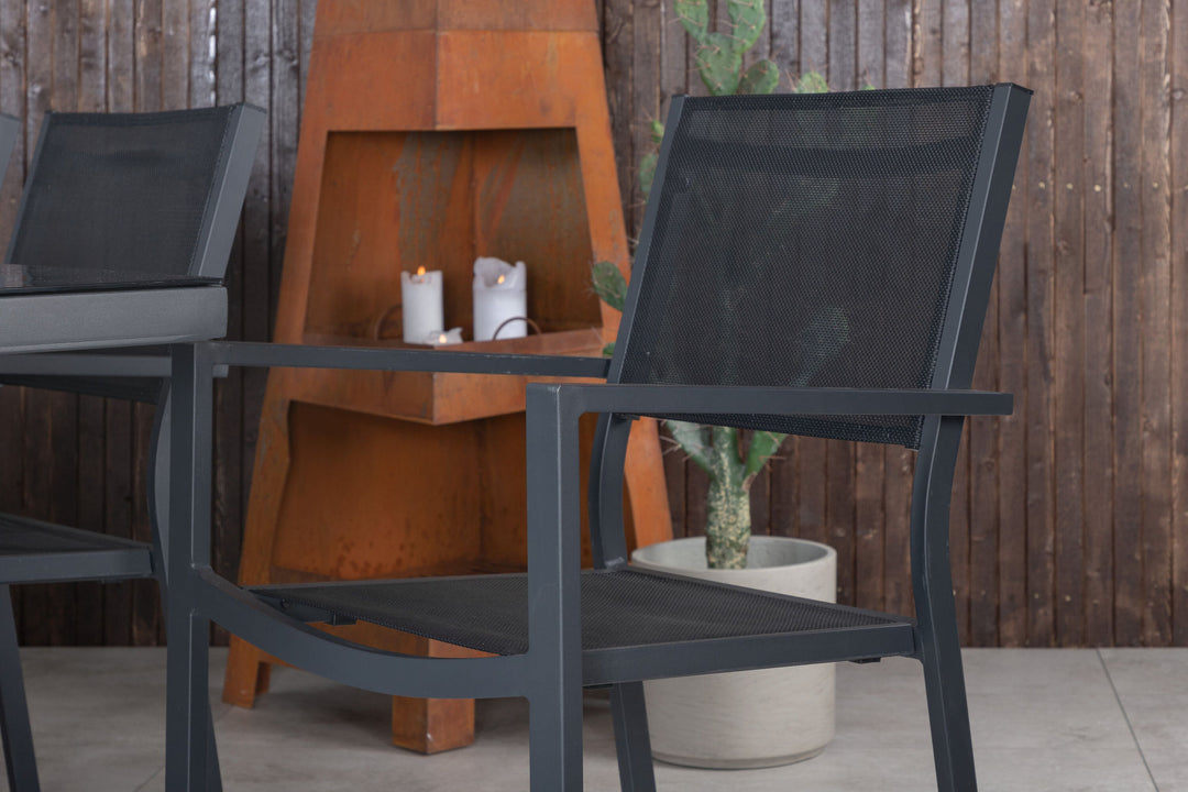 Venture Home Dallas Dining Table+Copacabana Stacking Chair - Black/Black_6