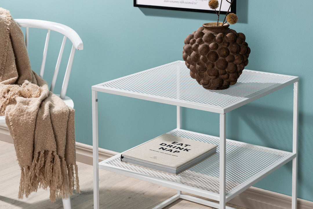 Venture Home Netz Side Table - / White