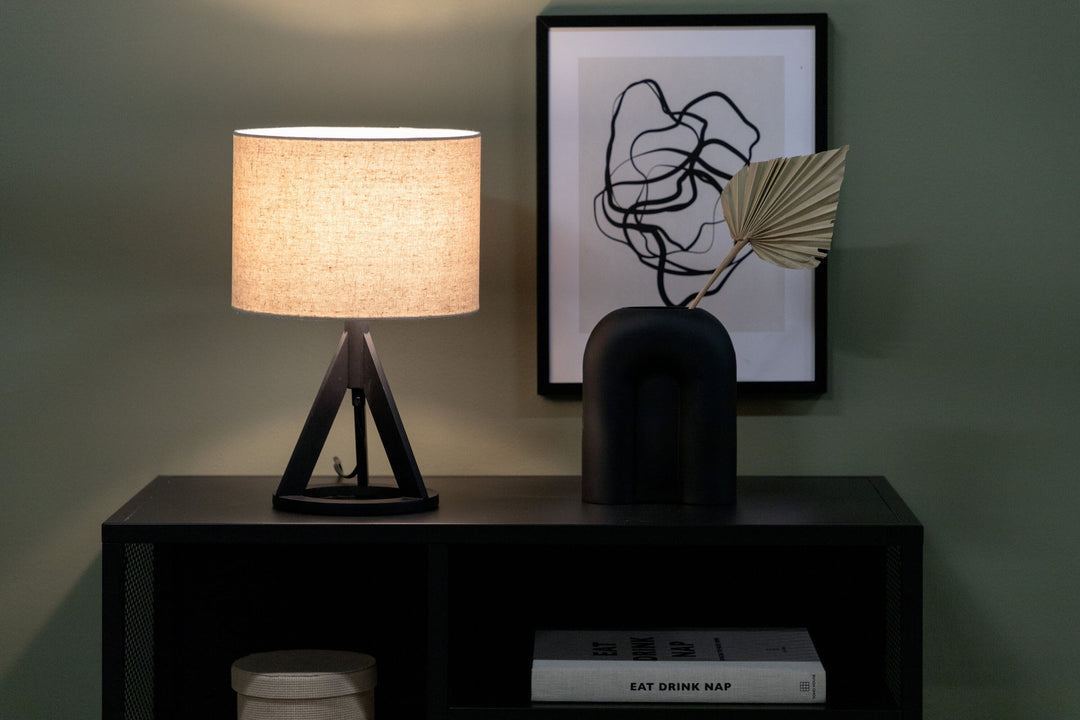 Venture Home Kona -Table Lamp - Black/Linen