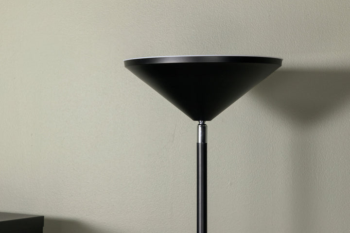 Venture Home Corong -Floor Lamp - Black/Black