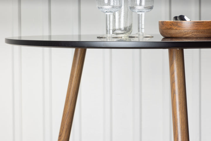 Venture Home Polar Dining Table ø90 - Dark oaklook / Black MDF