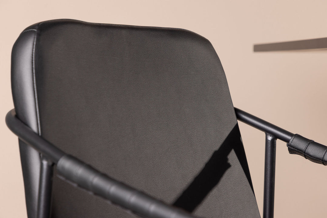 Venture Home Tvist Bar Chair 2-pack - Black / Black PU