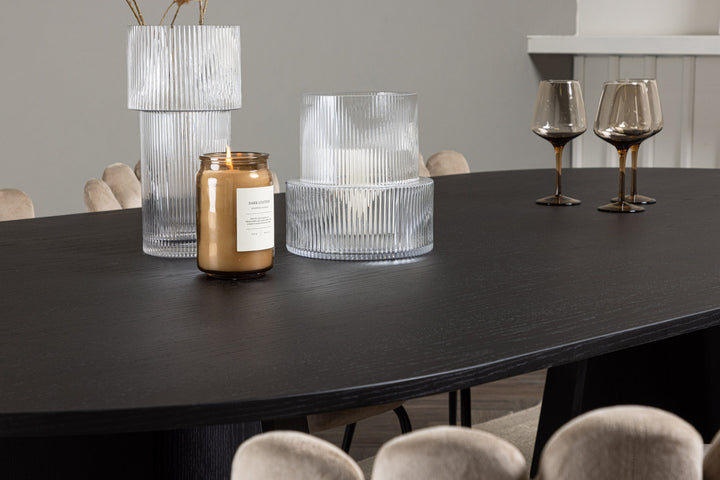 Venture Home Bootcut Oval Dining Table - Black / Black Fanéer +Limhamn Light Chair - Black / Beige Velvet _6