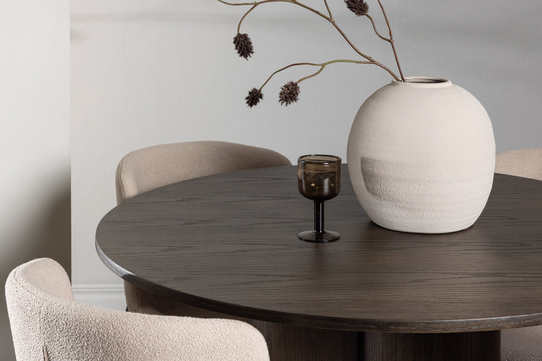 Venture Home OliviaDiningTable-Mocca/MoccaVeneer+ModestoDiningChair-Grey/SmokedBlackBoucle_4