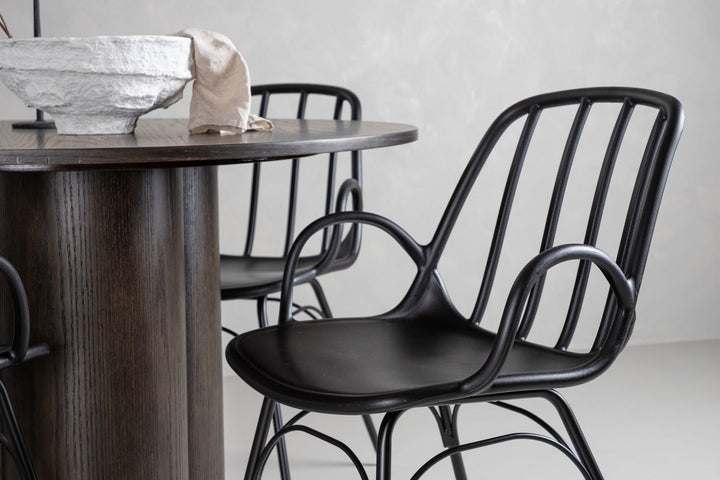 Venture Home OliviaDiningTable-Mocca/MoccaVeneer+DyrönDiningChair-BlackPolypropylene_4