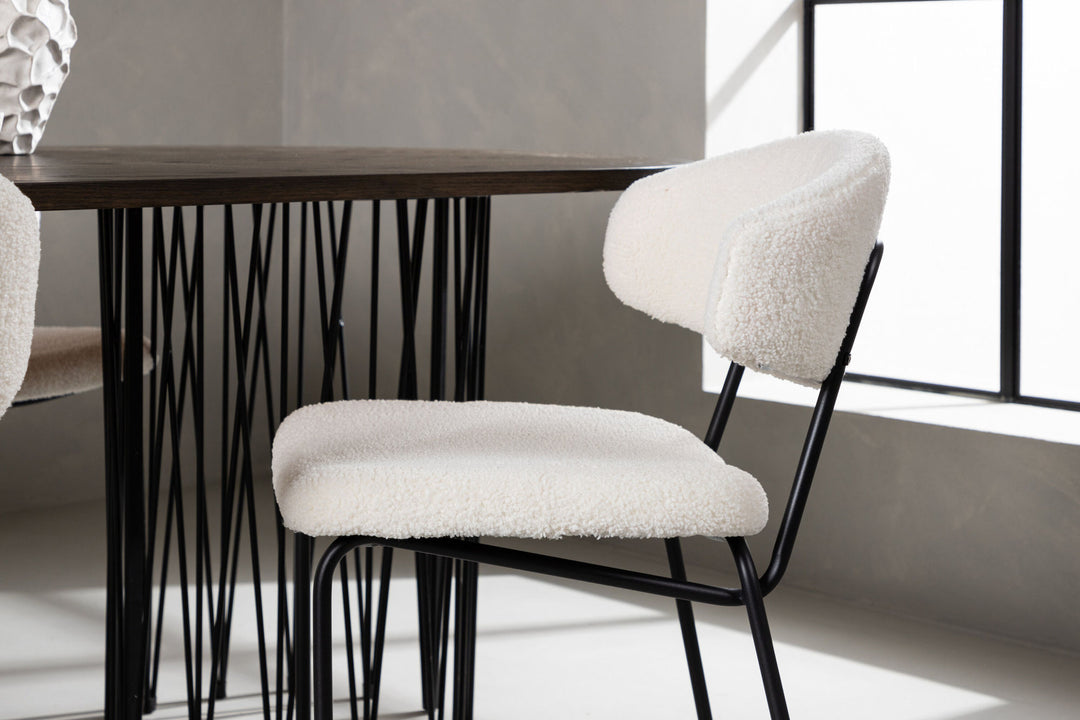 Venture Home Stone oval Dining Table - Black / Mocca Veneer +Chico Dining Chair - Black / White Boucle _4