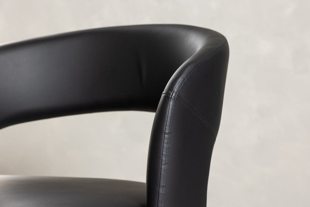 Venture Home Mundo Single Sofa - Black / Black TP