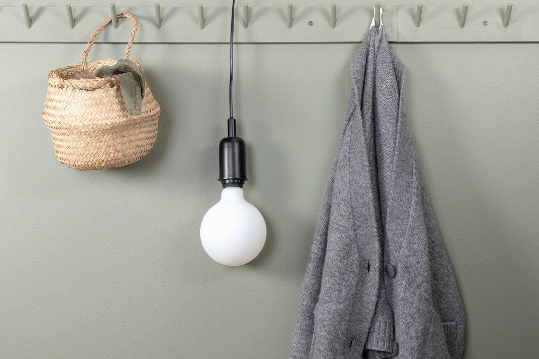 Venture Home Hang -Pendant - Black/