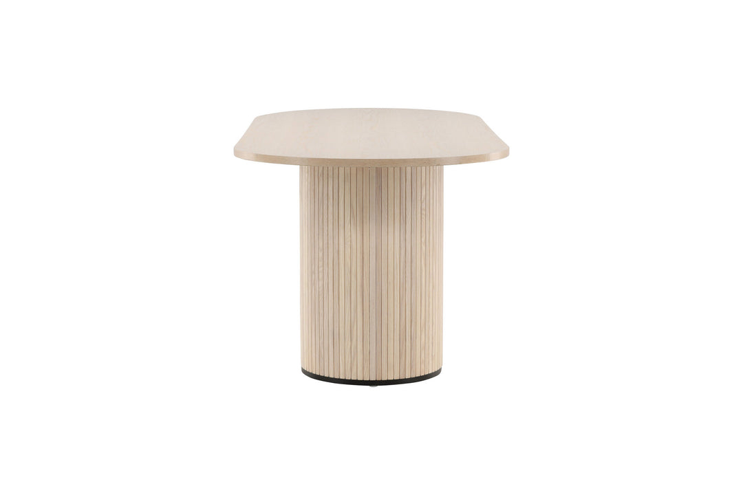 Venture Home Bianca Oval Dining Table - White Wash / White Wash Veneer