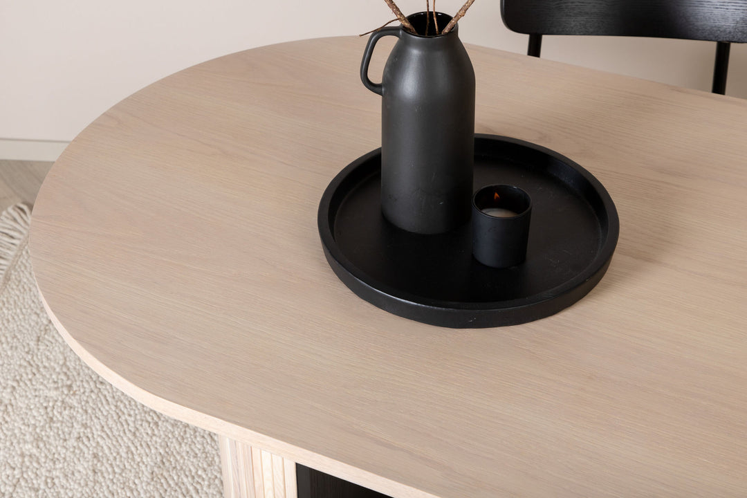 Venture Home Bianca Oval Dining Table - White Wash / White Wash Veneer