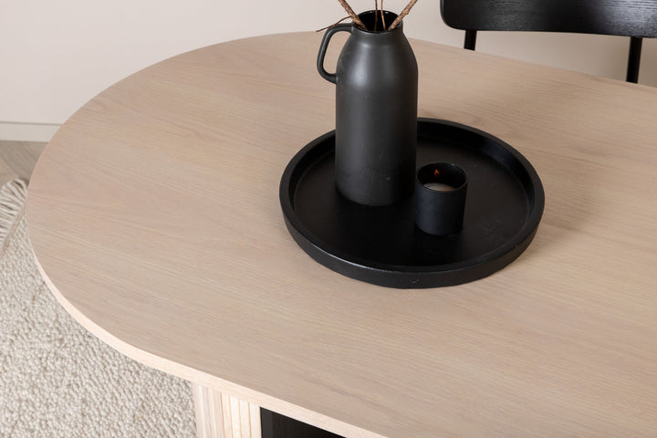 Venture Home Bianca Oval Dining Table - White Wash / White Wash Veneer