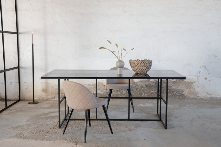 Venture Home Leif Dining Table - Black / Black smoked smoked Glass