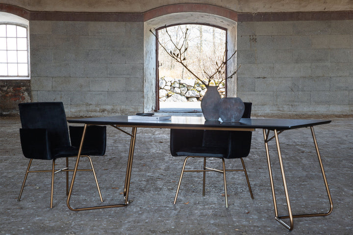 Venture Home Petra Dining Table - Distressed Copper / Black Veneer