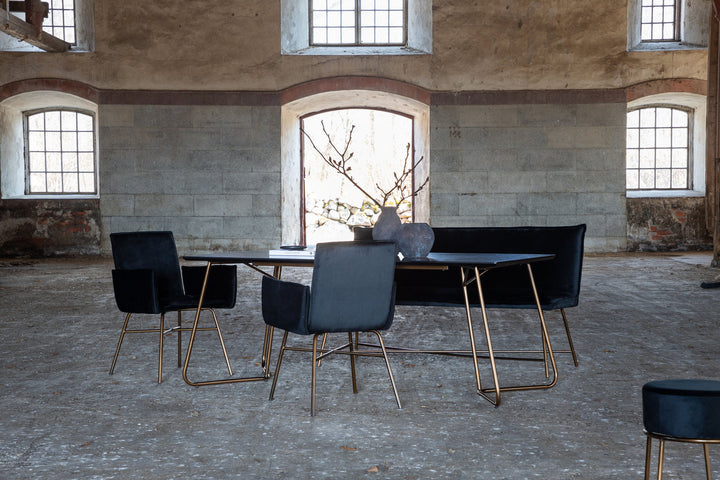 Venture Home Petra Dining Table - Distressed Copper / Black Veneer