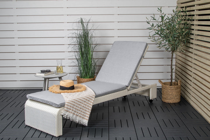 Venture Home London Sun Lounge - White/Grey