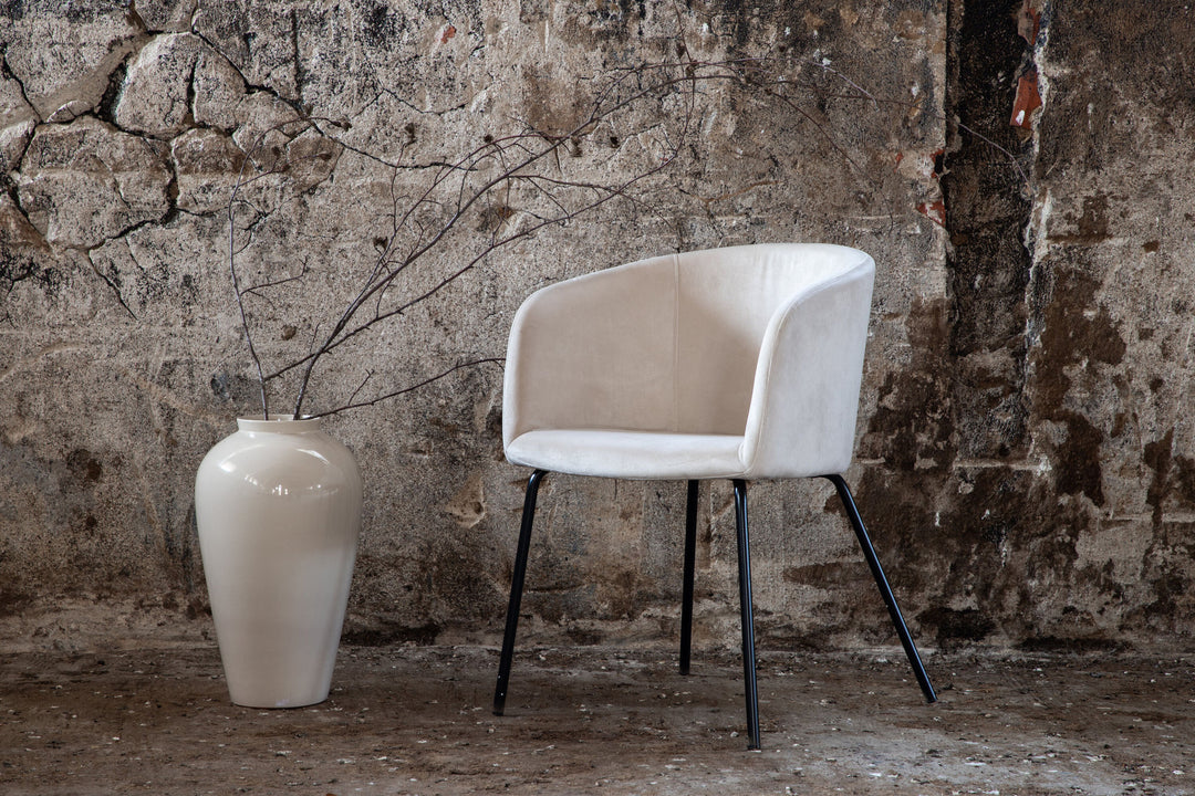 Venture Home Berit Chair - Black / Beige Velvet