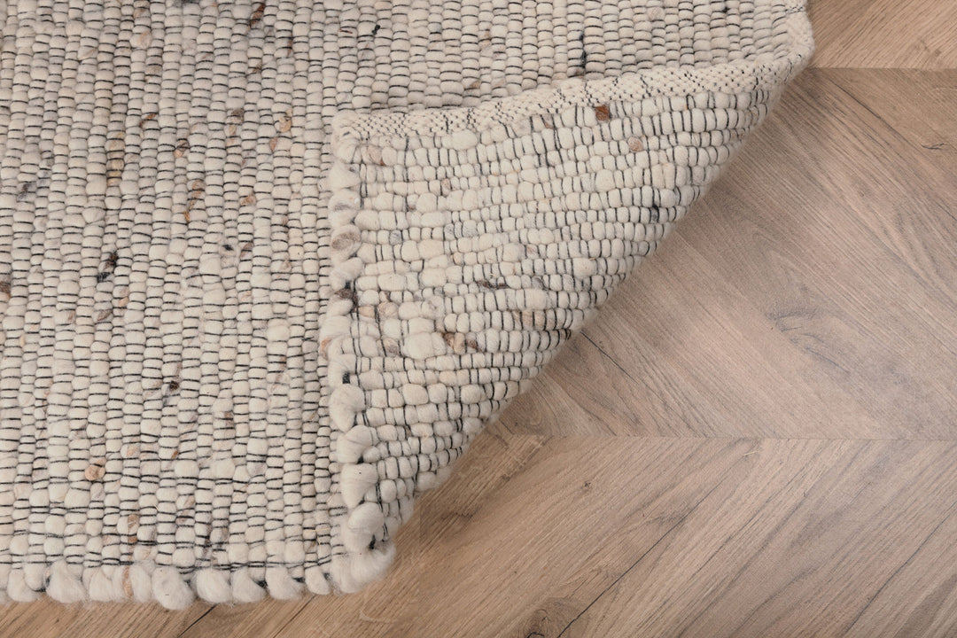 Venture Home Loump Wool Carpet - 200*300- White/Beige