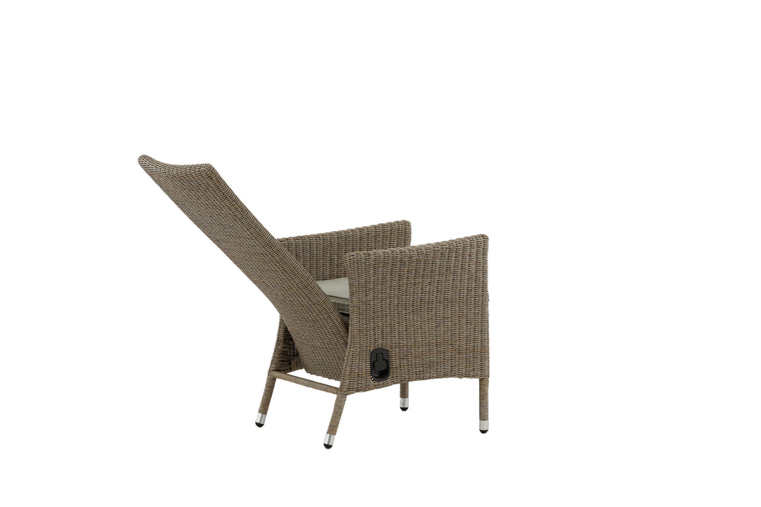 Venture Home Toscana Recliner Chair - Nature Wicker / Nature cushion
