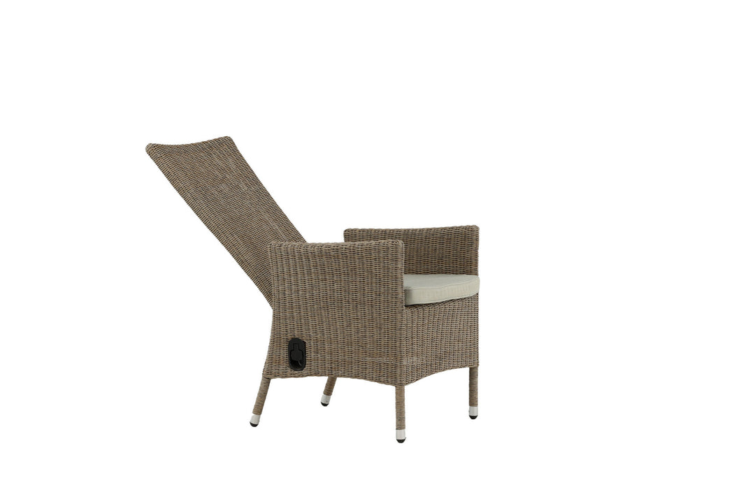 Venture Home Toscana Recliner Chair - Nature Wicker / Nature cushion