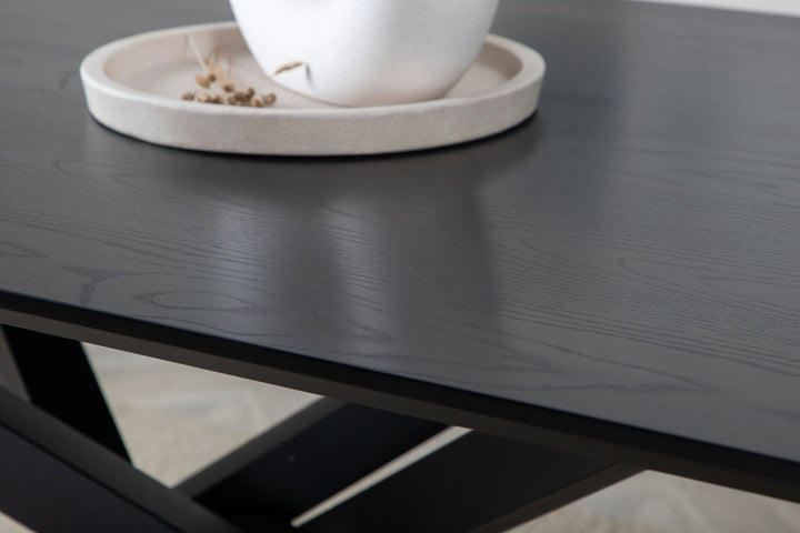 Venture Home Piazza Dining Table - Black / Black Veneer