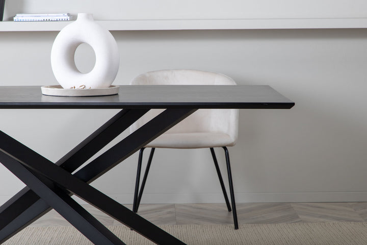Venture Home Piazza Dining Table - Black / Black Veneer