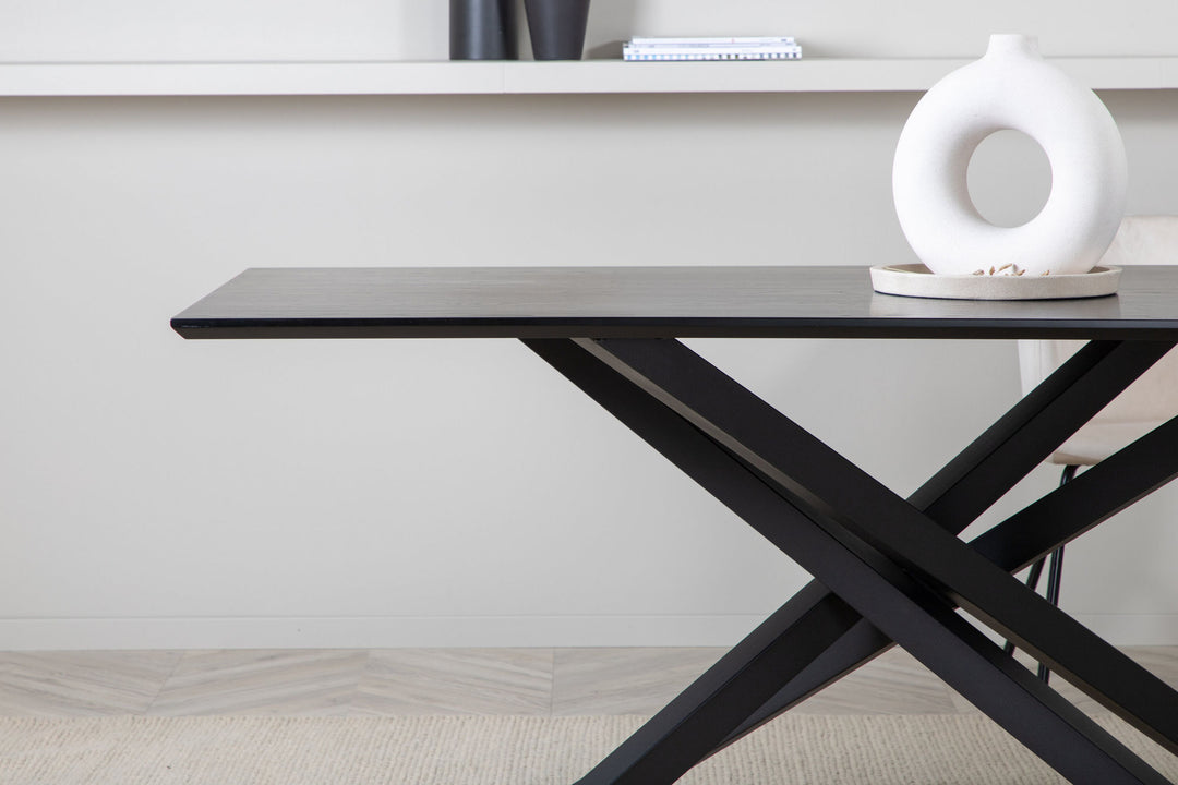 Venture Home Piazza Dining Table - Black / Black Veneer