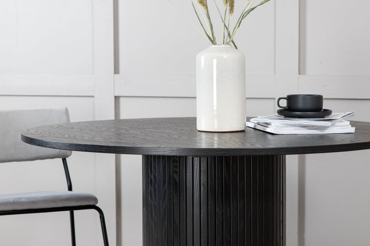 Venture Home Bianca Round Dining Table - Black / Black Veneer
