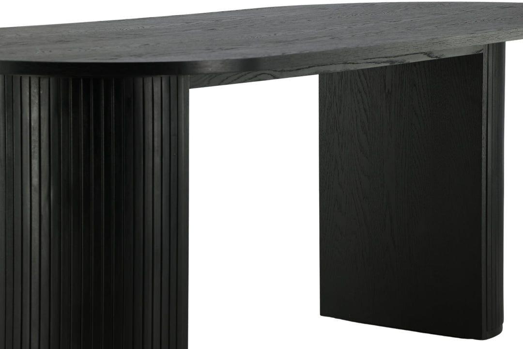 Venture Home Bianca Oval Dining Table - Black / Black Veneer