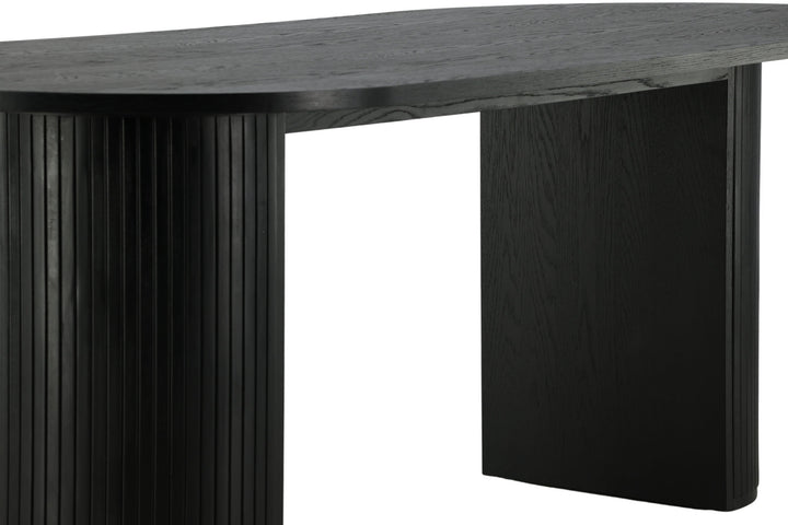 Venture Home Bianca Oval Dining Table - Black / Black Veneer