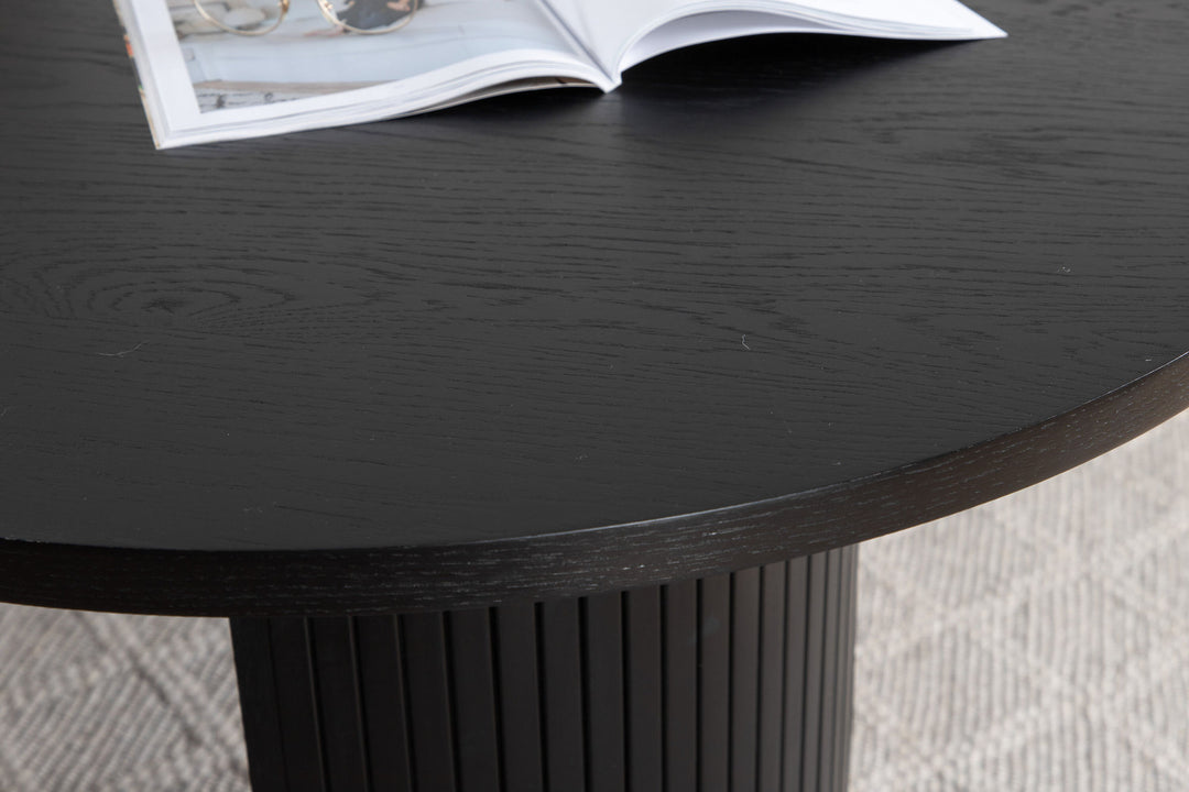 Venture Home Bianca Oval Dining Table - Black / Black Veneer
