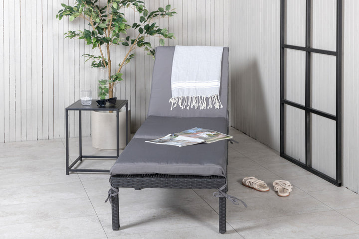 Venture Home Bilbao sunlounge black wicker/grey cushion