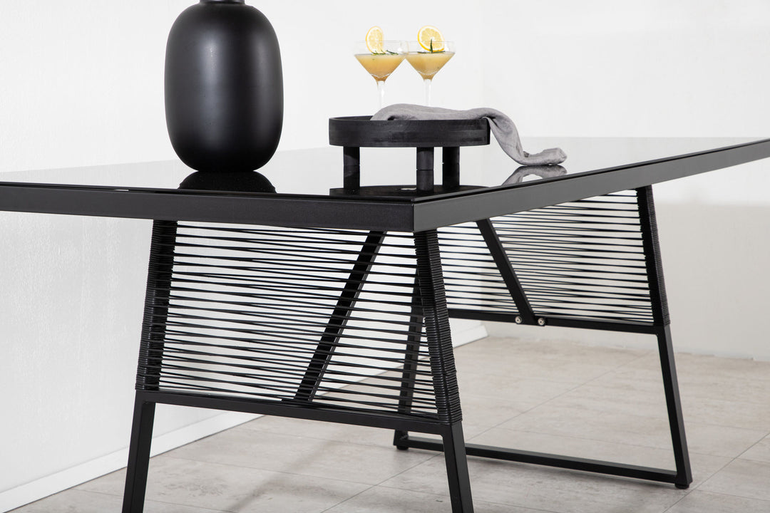 Venture Home Dallas Dining Table